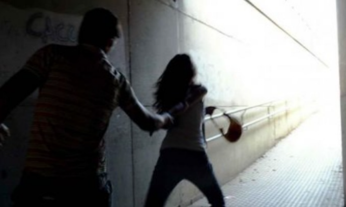 Shock a Piacenza, 55enne stuprata in pieno centro all’alba: arrestato un 27enne