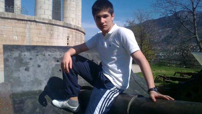 Morto a 24 anni dieci giorni dopo il vaccino Covid, il giudice ordina nuove indagini