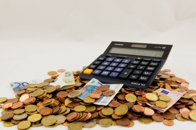 Cosa è la flat tax e quale è la posizione dei partiti