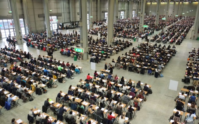 Concorso docenti 2025: requisiti, posti disponibili, prove, costi. Come presentare la domanda