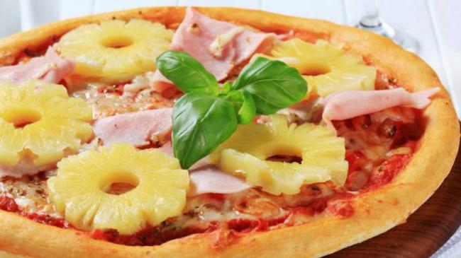 Gli americani pensavano di rifilarci la pizza all’ananas… ma sono falliti