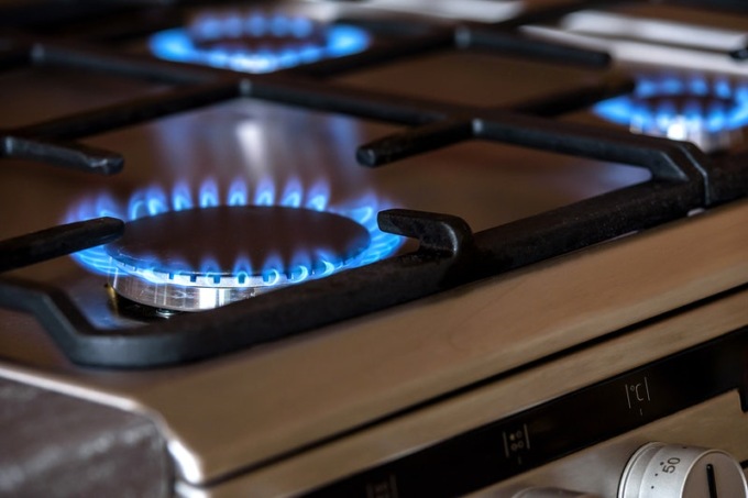 C’è una Regione in Italia che fornirà il gas gratis ai suoi cittadini: “Venite da noi”