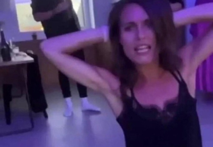 Un premier ha diritto al divertimento privato? Il video di Sanna Marin che balla scatenata con gli amici