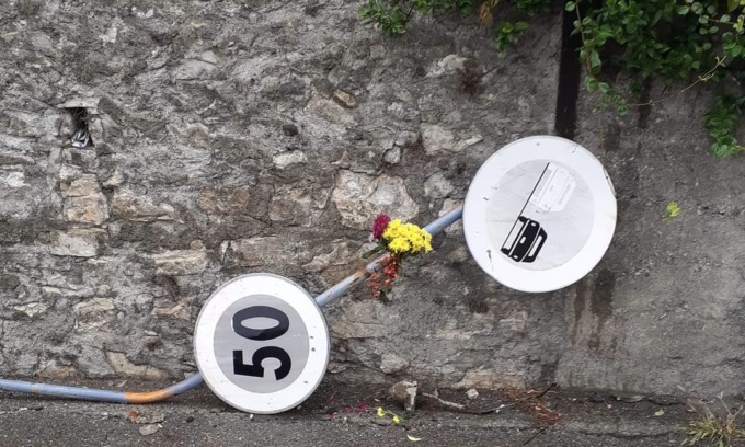 Guida la moto senza la patente e si schianta contro un palo: muore 25enne