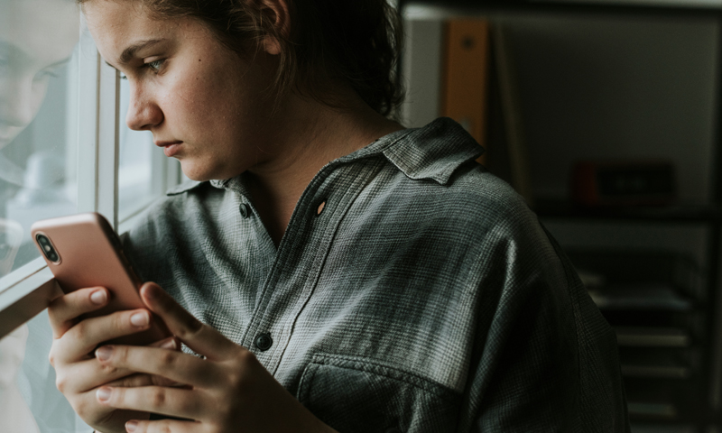 Meloni: "Un gruppo di lavoro a Palazzo Chigi per affrontare il disagio giovanile". E cita Papa Francesco