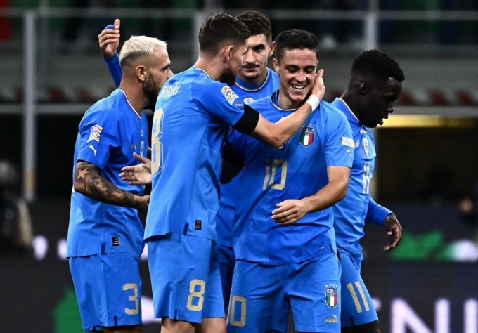L’Italia dei “non titolari” batte l’Inghilterra, ma il Mondiale lo vedremo in Tv