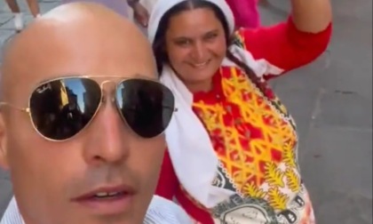 Il consigliere della Lega e il video con la donna rom: "Votateci e non li vedremo più"