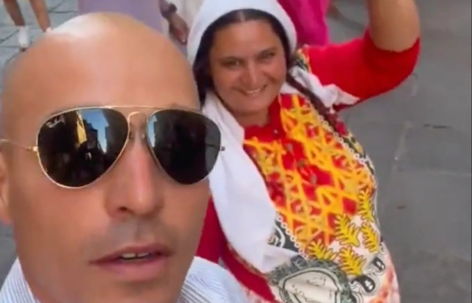 Il consigliere della Lega e il video con la donna rom: “Votateci e non li vedremo più”