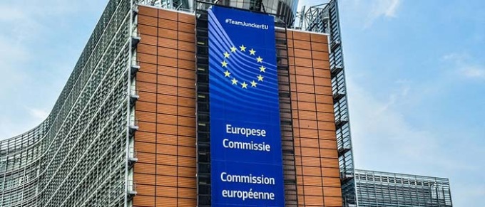 La Commissione europea taglia le stime di crescita del Pil per l'area Euro e per l'Italia