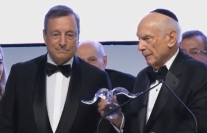 Mario Draghi premiato come statista dell’anno