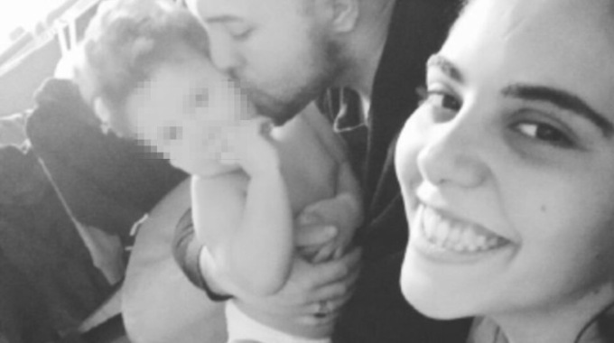 Bambino di 20 mesi ucciso a botte in casa: ergastolo alla mamma e al compagno