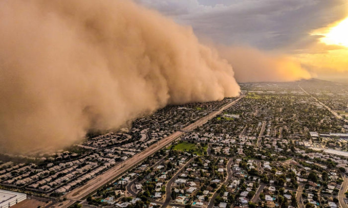Il video dell’impressionante tempesta di sabbia in Arizona