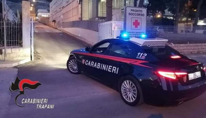 Neonato abbandonato in un sacchetto di plastica: è vivo per miracolo