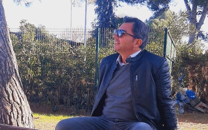 Colpito al collo da una motosega: muore a 53 anni