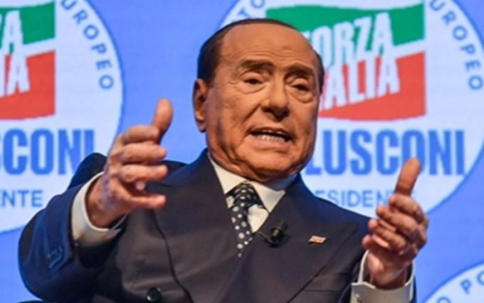 Berlusconi colpisce ancora: l’audio contro Zelensky e gli Usa “brucia” Tajani agli Esteri