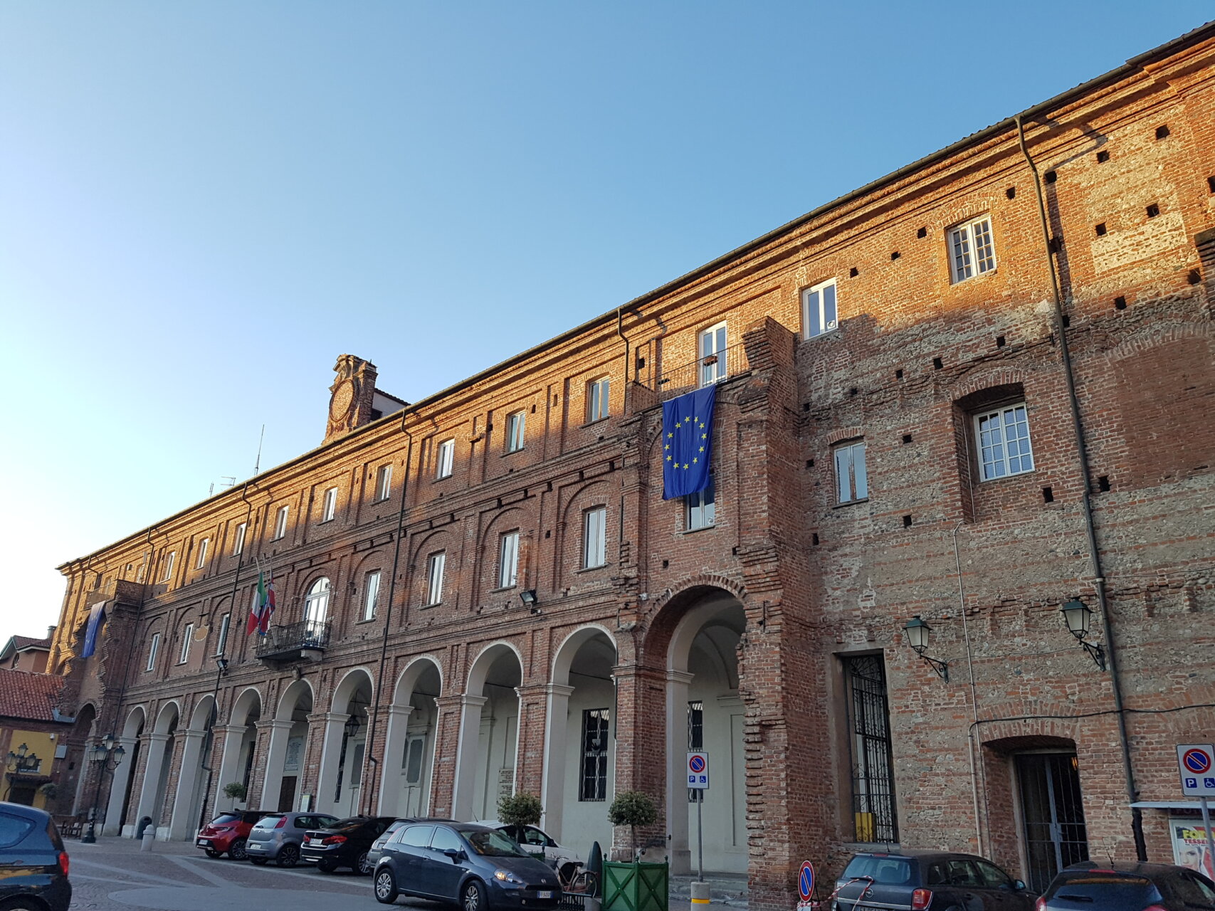 Palazzo_Santa_Chiara_Chivasso_1