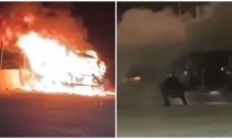 Non era un'auto elettrica, quella incendiatasi accanto al benzinaio