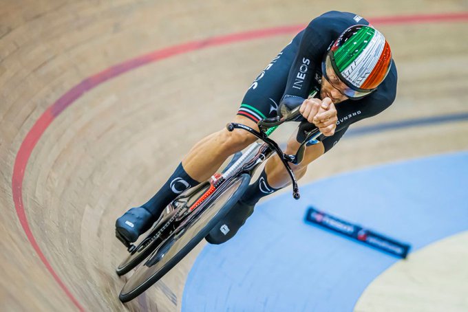 Filippo Ganna nella leggenda del ciclismo: frantumato il record dell’ora