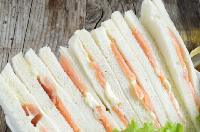 Dopo i wurstel, pericolo listeria anche nei tramezzini al salmone
