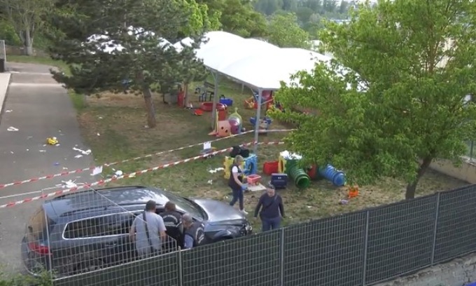 Auto impazzita contro i bimbi dell’asilo all’Aquila: la tragedia si poteva evitare in tanti modi
