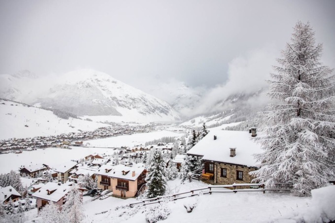 Estate addio davvero, ecco le immagini della prima nevicata a Livigno