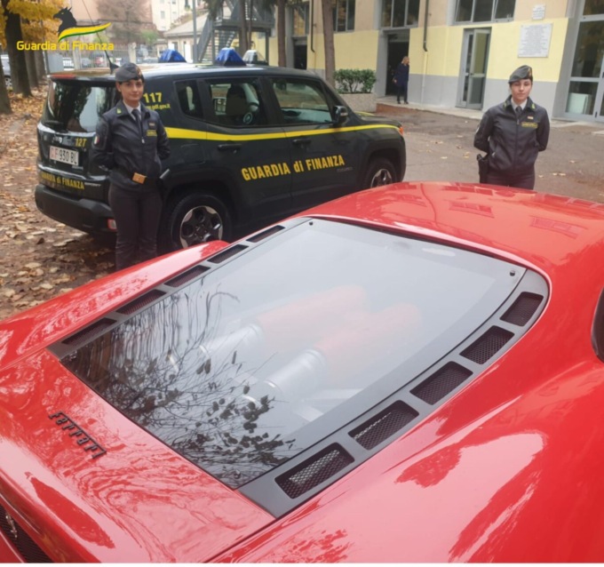 Ha trasformato una Toyota in una Ferrari, ma i Finanzieri non si sono fatti fregare