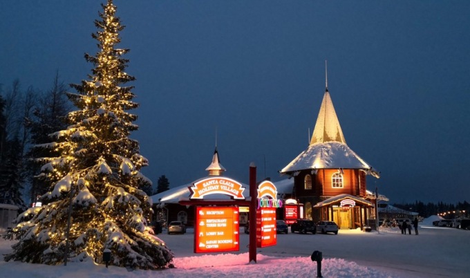 Il villaggio di Babbo Natale esiste veramente ed è in Lapponia: come andarci e cosa troverete