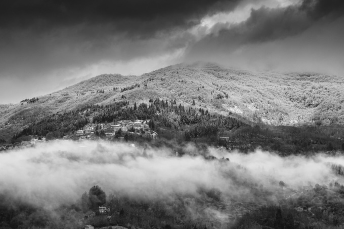 “La nebbia agli irti colli”: il testo della poesia San Martino di Carducci (cantata pure da Fiorello)