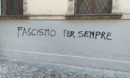 Cinque giovani attivisti di Casapound Padova pizzicati dalla Digos per apologia del Fascismo