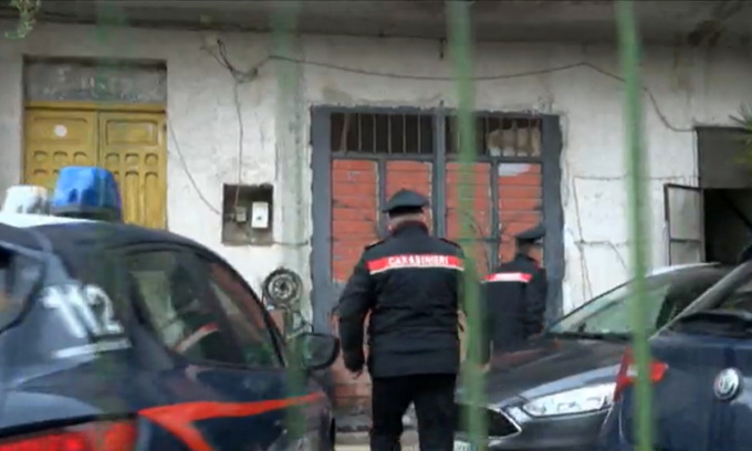800 chilometri da Torino a Caserta per uccidere la madre malata terminale di cancro
