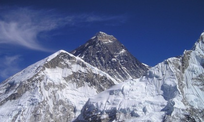 Attivata la webcam più alta del mondo: punta sul monte Everest