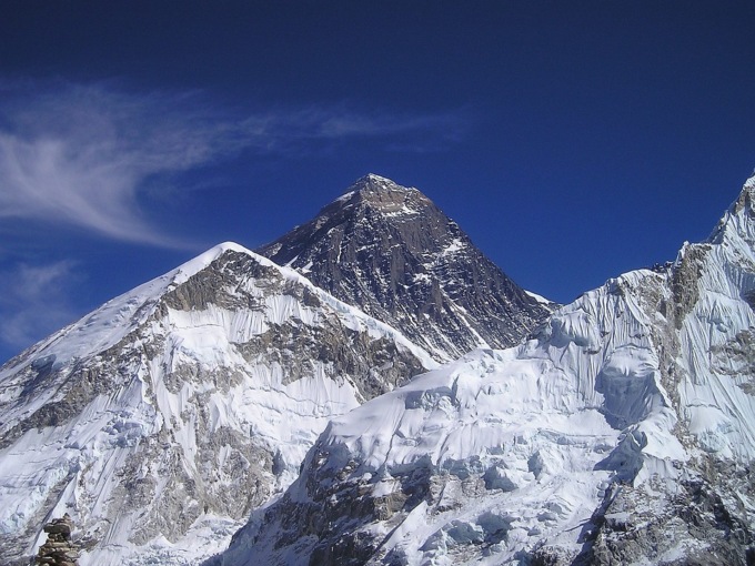 Attivata la webcam più alta del mondo: punta sul monte Everest