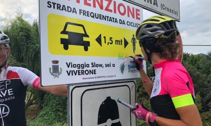 Sicurezza ciclisti, un nuovo disegno di legge: 1,5 metri di distanza per i sorpassi