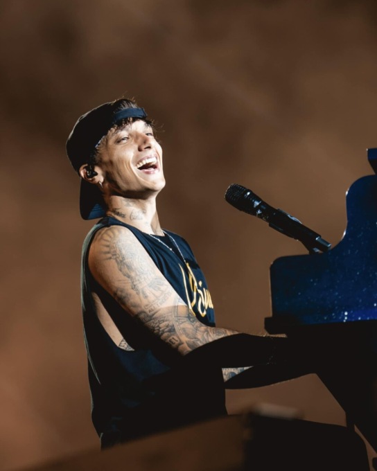 Sanremo 2023: il testo della canzone "Alba" di Ultimo