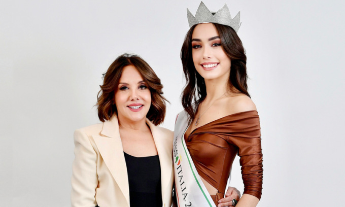 Miss Italia 2022 è Lavinia Abate, 18enne romana già Miss Lazio. Sardegna seconda, terza l’Emilia