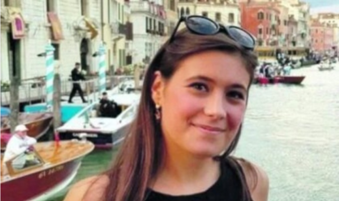 Aggredì una runner a coltellate, poi fuggì a Londra per un cavillo: adesso la Cassazione annulla anche la condanna