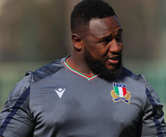 Rugbista Traorè, banana marcia come regalo di Natale dai compagni di squadra: “Caso chiuso, sono arrivate le scuse di tutti”