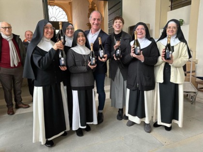 Un prosecco divino per Zaia, fatto dalle monache di clausura