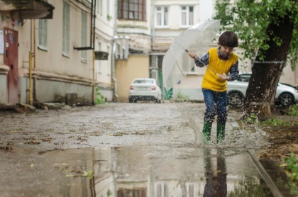 Italia nella morsa del maltempo: allerta rossa in Veneto, arancione e gialla in 16 regioni