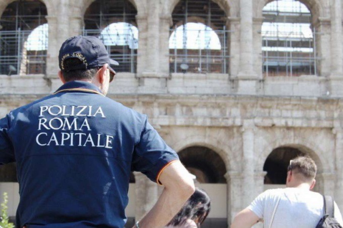 Carenza di vigili urbani a Roma? Sì, ma su 6mila agenti quasi mille si sono esentati dal servizio
