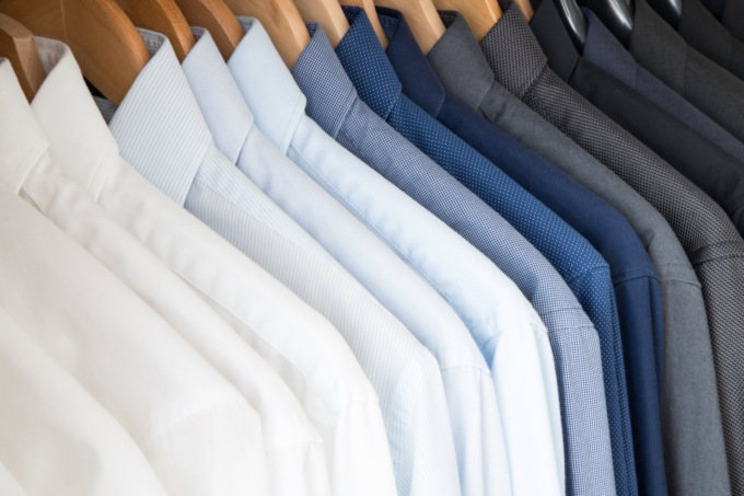 Camicie da uomo: le dritte migliori per scegliere colori e abbinamenti