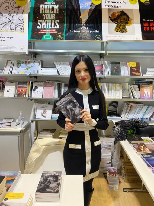 Alessia Pizzuti presenta “L’eco della tua voce”, storia di una violenza domestica | Intervista