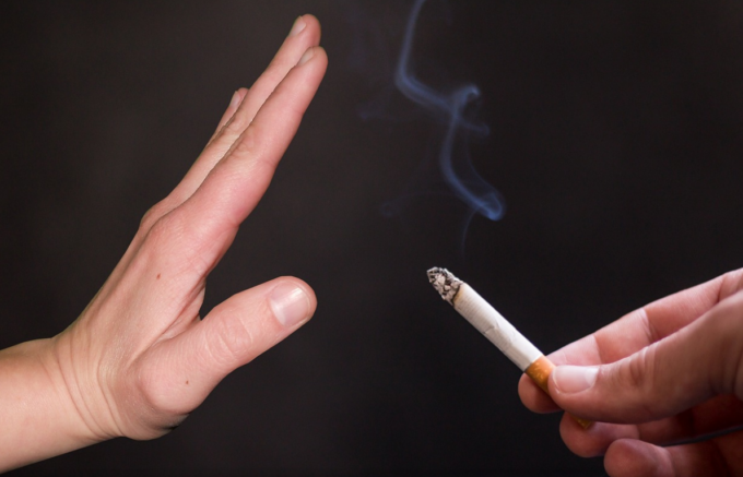 Stangata contro il fumo, il Governo Meloni spinge sull’acceleratore. Ecco cosa cambierà