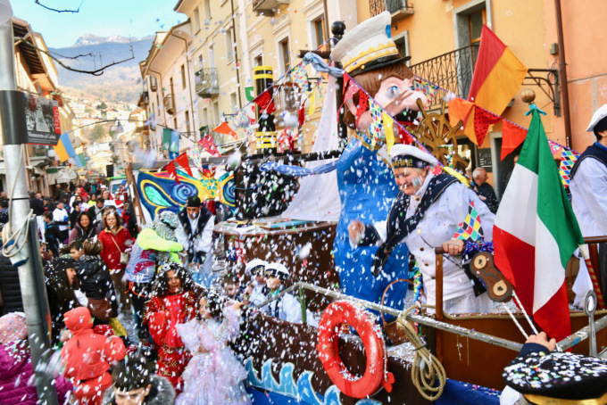 Quando sono le vacanze di Carnevale 2023 a scuola: il calendario