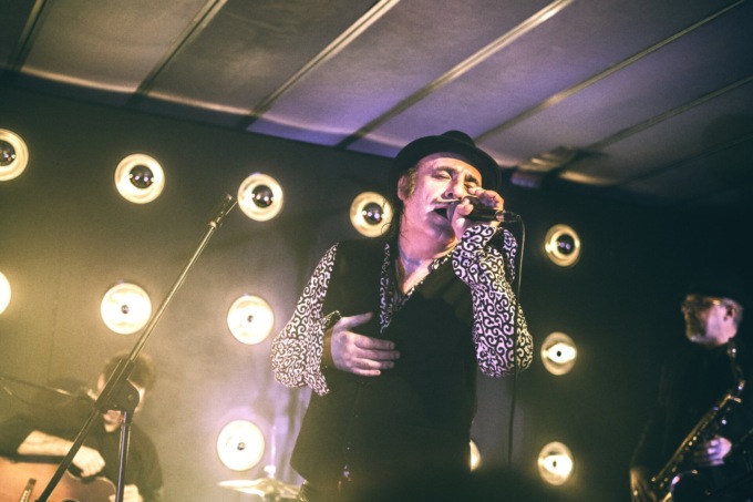 Tonino Carotone show: le foto del super concerto