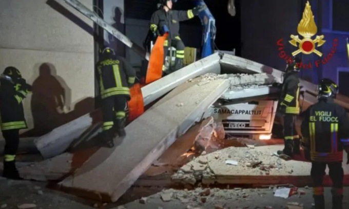 Ancora morti sul lavoro: due operai schiacciati da pannelli di cemento e lamiere, manutentore travolto dal suo Tir