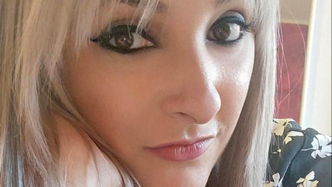 Alice Neri, spuntano le lettere d’amore di un collega: il post biblico sulle fiamme