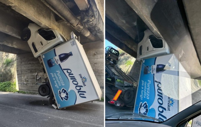 Camion in verticale incastrato sotto un ponte: come ha fatto a finire lì
