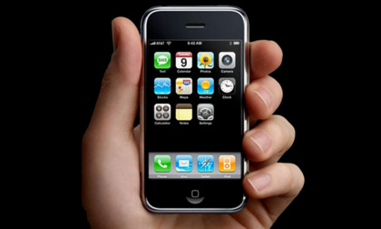 Lascia il suo iPhone del 2007 per anni in una scatola: ora lo ha venduto per 63mila dollari