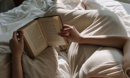 Un lavoro davvero... da sogno: essere pagati per leggere un libro prima di addormentarsi